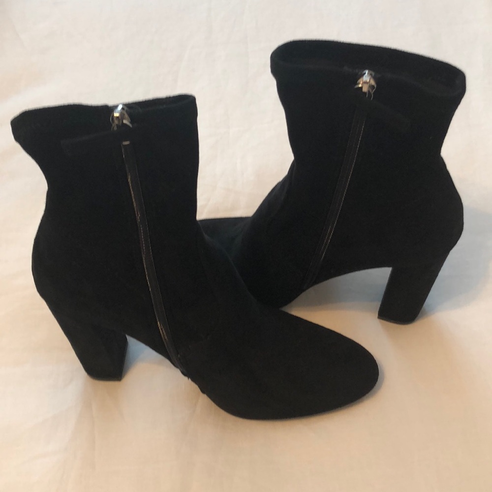 Steve Madden Edit Velvet Sock Boot in black